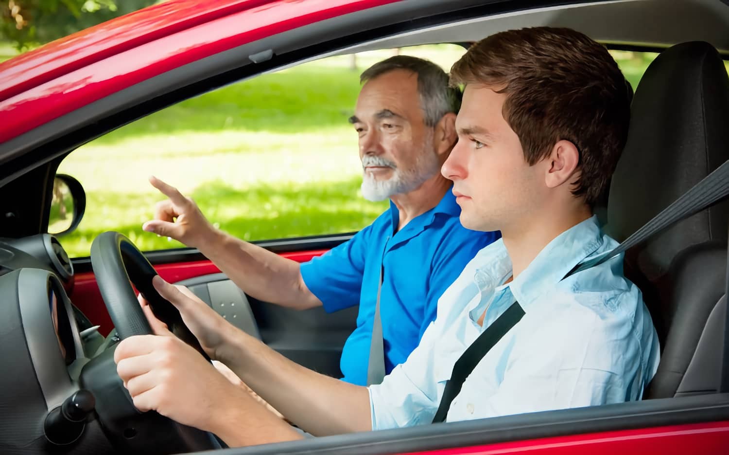 Советы по выбору автомобиля для новичка в вождении: Как сделать правильный выбор и избежать распространенных ошибок